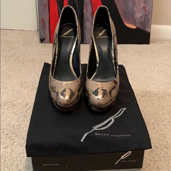 Gold python embossed Brian Atwood platform pumps - Picture 2 of 9
